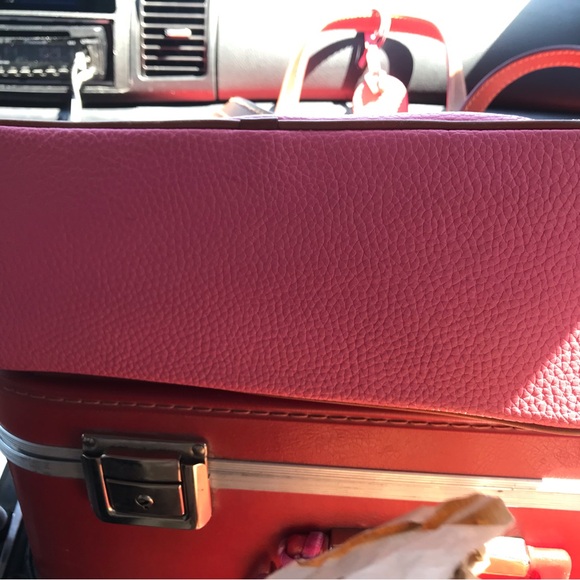 Pink Dooney & Bourke purse - Picture 4 of 6